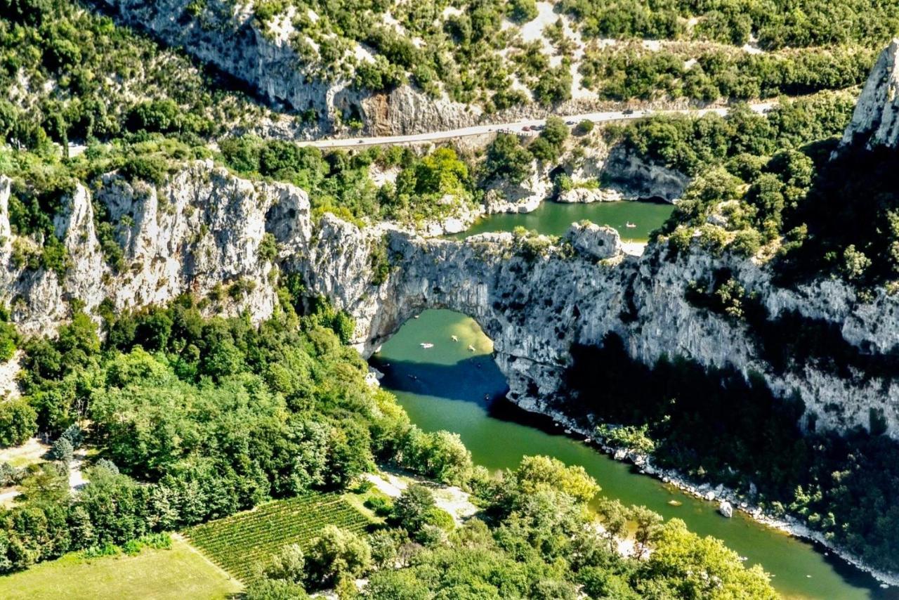 Hebergements des POSAS Sampzon Buitenkant foto